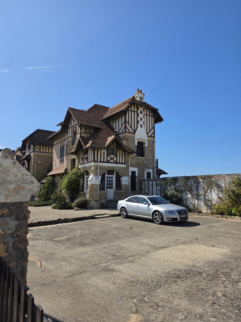 Villers-sur-Mer (Falaises des Vaches Noires)